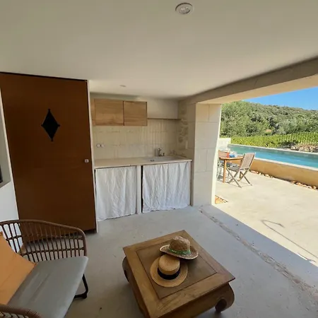 Πανσιόν Mas Grange Neuve 3*