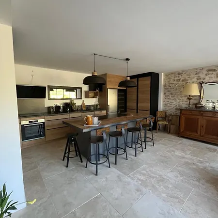 Πανσιόν Mas Grange Neuve